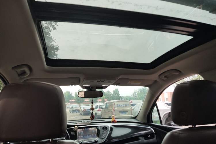 Used Buick Envision 2018 28T Four-Wheel Drive Elite Version Headliner