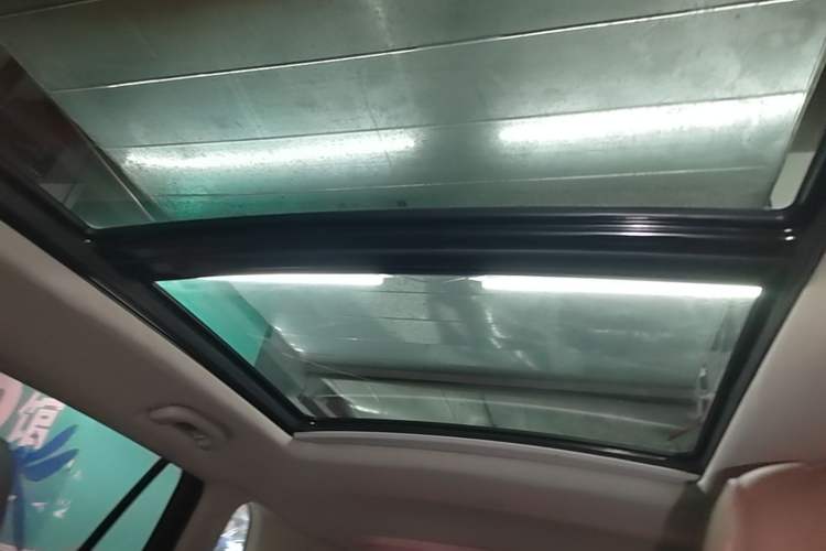 Used Buick Envision 2018 28T Four-Wheel Drive Elite Version Headliner