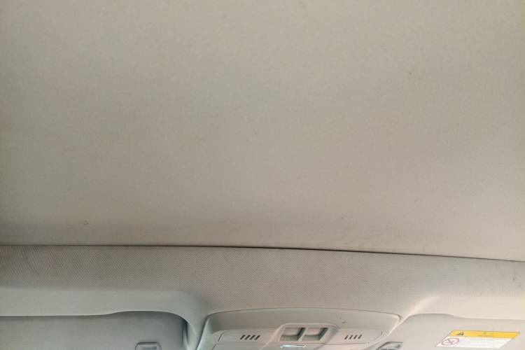 Used Buick Envision 2018 20T Two-Wheel-Drive Elite Model Headliner