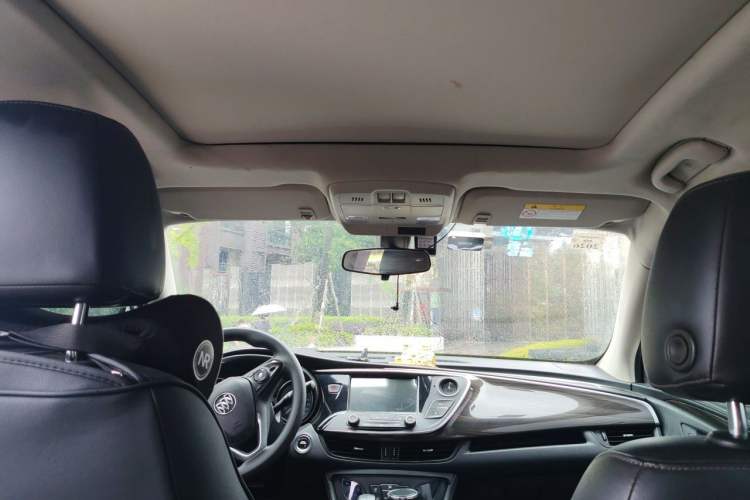 Used Buick Envision 2018 20T Two-Wheel-Drive Leading Model Headliner