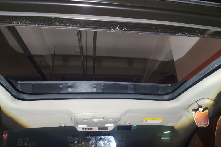 Used Buick Envision 2018 28T Four-Wheel Drive Luxury Model Headliner