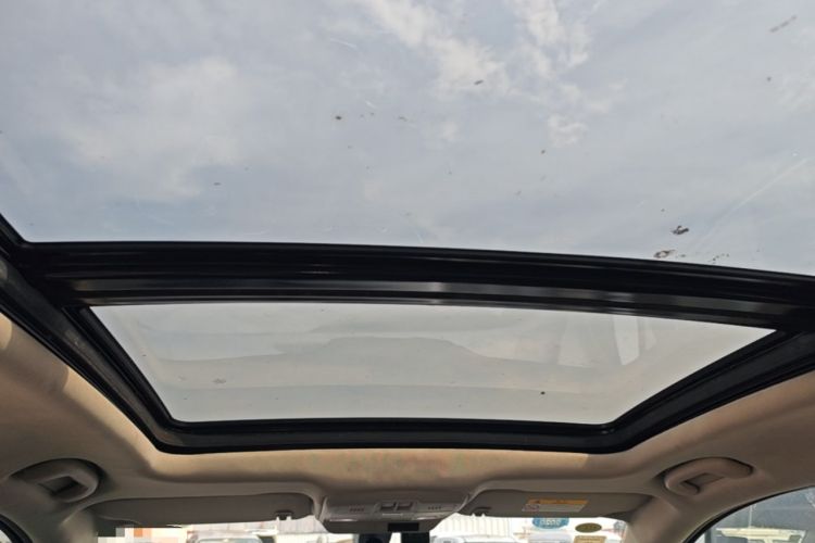 Used Buick Envision 2018 20T Two-Wheel-Drive Elite Model Headliner