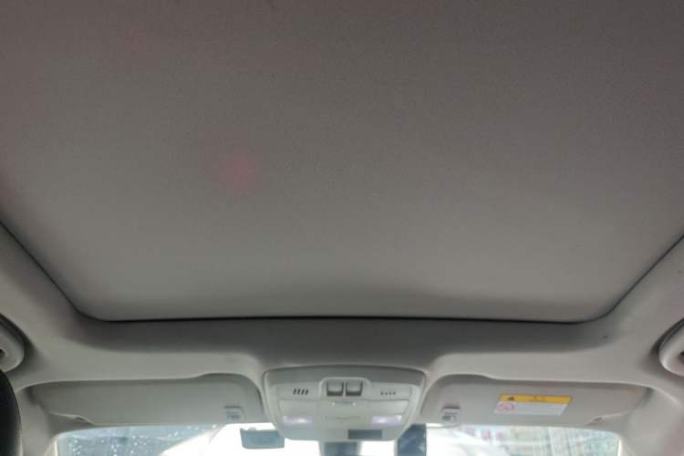 Used Buick Envision 2018 20T Two-Wheel-Drive Elite Model Headliner
