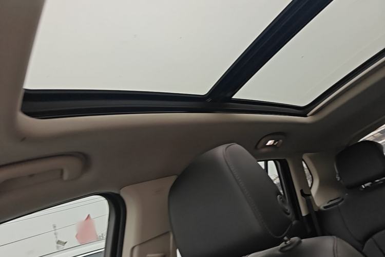 Used Buick Envision 2018 20T Two-Wheel-Drive Elite Model Headliner