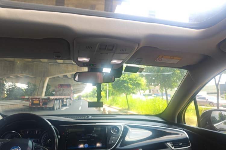 Used Buick Envision 2018 28T Four-Wheel Drive Elite Version Headliner