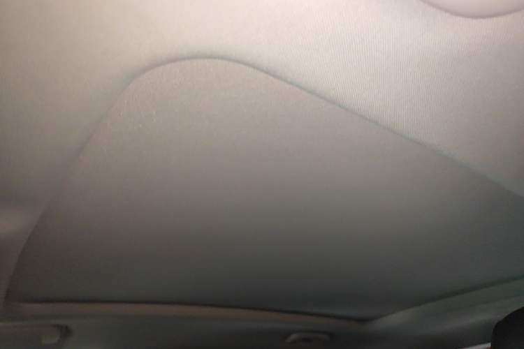 Used Buick Envision 2018 20T Two-Wheel-Drive Elite Model Headliner