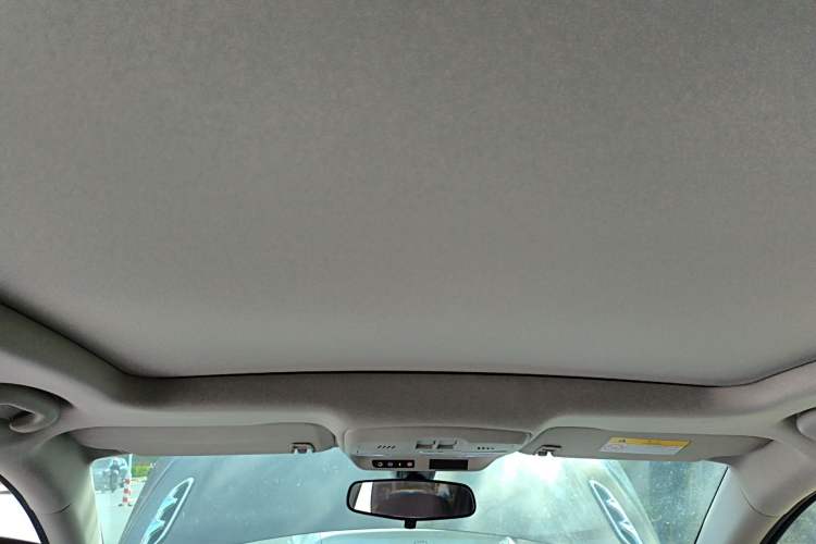 Used Buick Envision 2018 28T Four-Wheel Drive Elite Version Headliner