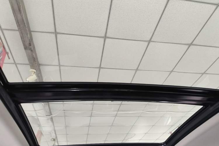 Used Buick Envision 2018 28T Four-Wheel Drive Luxury Model Headliner
