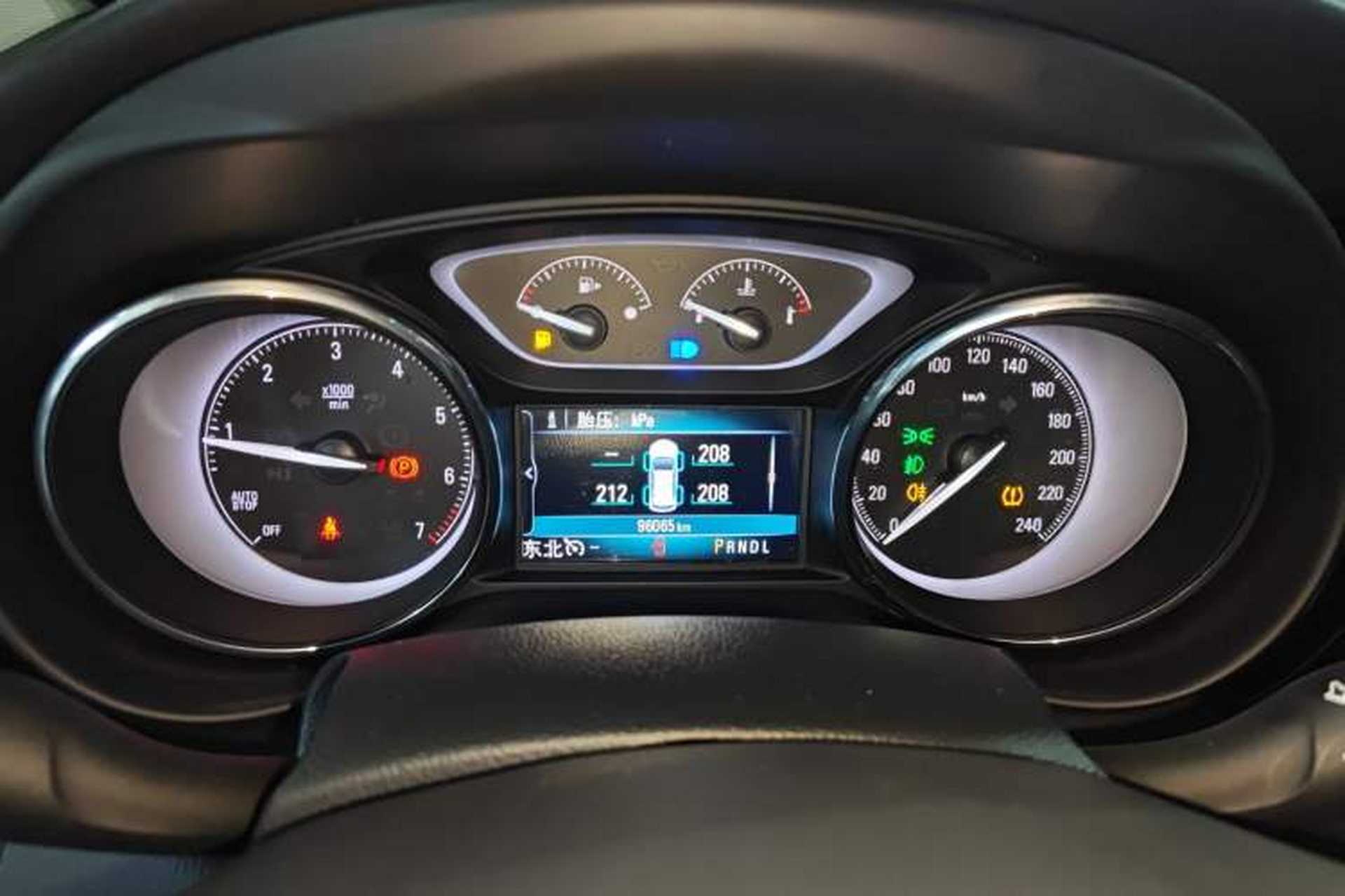 Used Buick Envision 2018 28T Four-Wheel Drive Elite Version Instrument Cluster