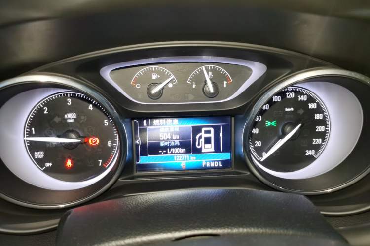 Used Buick Envision 2018 20T Two-Wheel-Drive Elite Model Instrument Cluster