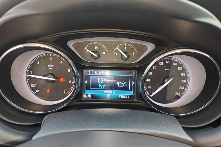 Used Buick Envision 2018 28T Four-Wheel Drive Elite Version Instrument Cluster