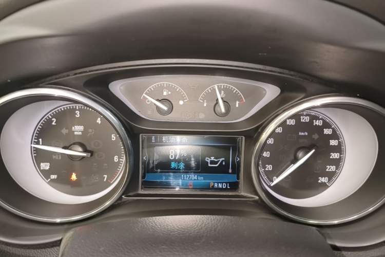 Used Buick Envision 2018 20T Two-Wheel-Drive Elite Model Instrument Cluster