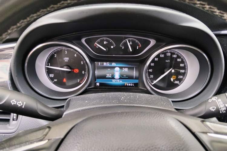 Used Buick Envision 2018 20T Two-Wheel Drive Luxury Model Instrument Cluster