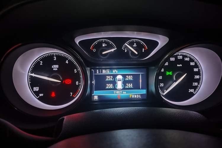 Used Buick Envision 2018 28T Four-Wheel Drive Elite Version Instrument Cluster