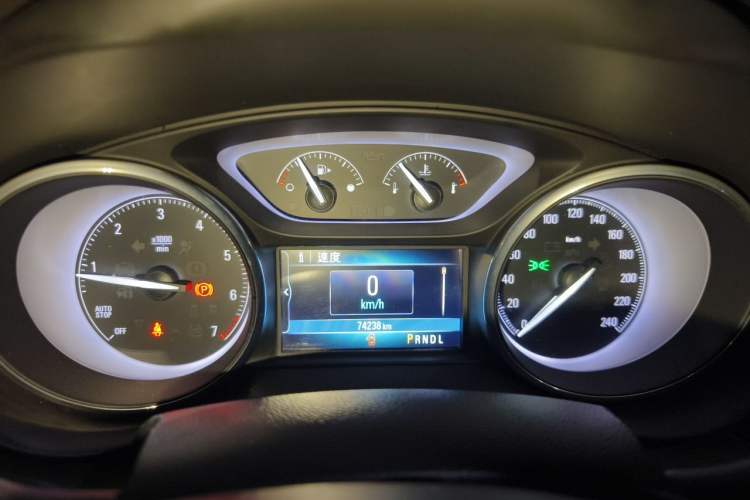 Used Buick Envision 2018 20T Two-Wheel-Drive Leading Model Instrument Cluster