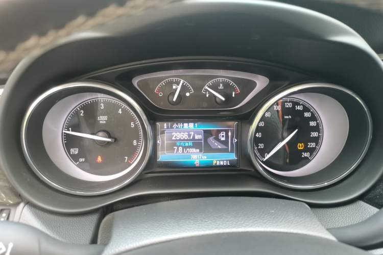 Used Buick Envision 2018 20T Two-Wheel-Drive Elite Model Instrument Cluster