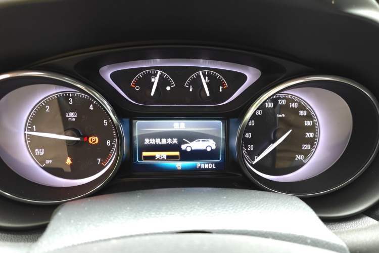 Used Buick Envision 2018 20T Two-Wheel-Drive Elite Model Instrument Cluster