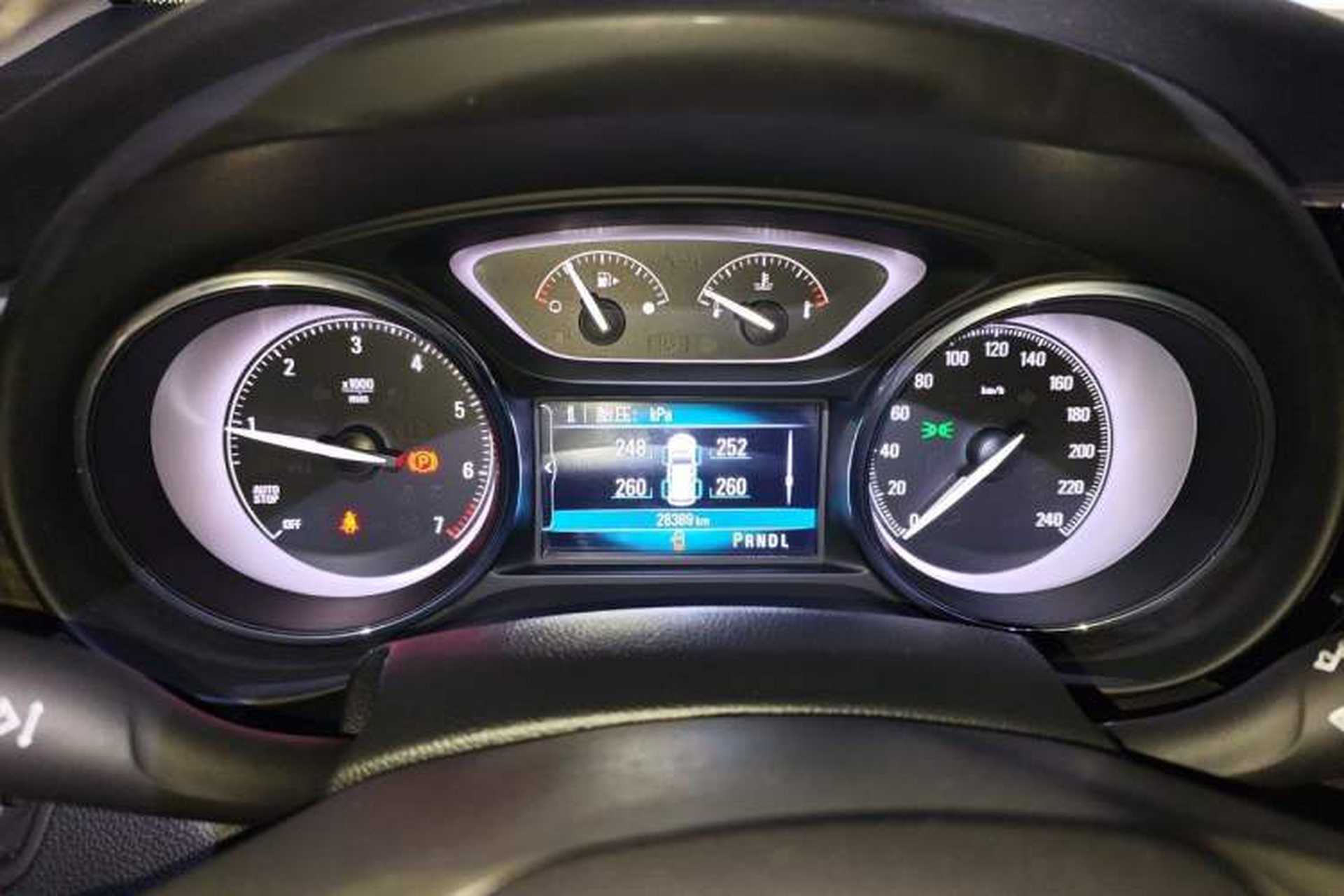 Used Buick Envision 2018 20T Two-Wheel-Drive Elite Model Instrument Cluster