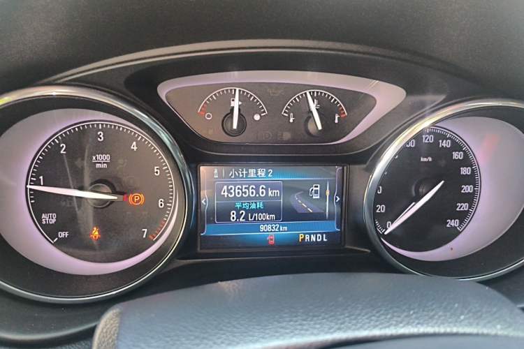 Used Buick Envision 2018 20T Two-Wheel-Drive Elite Model Instrument Cluster