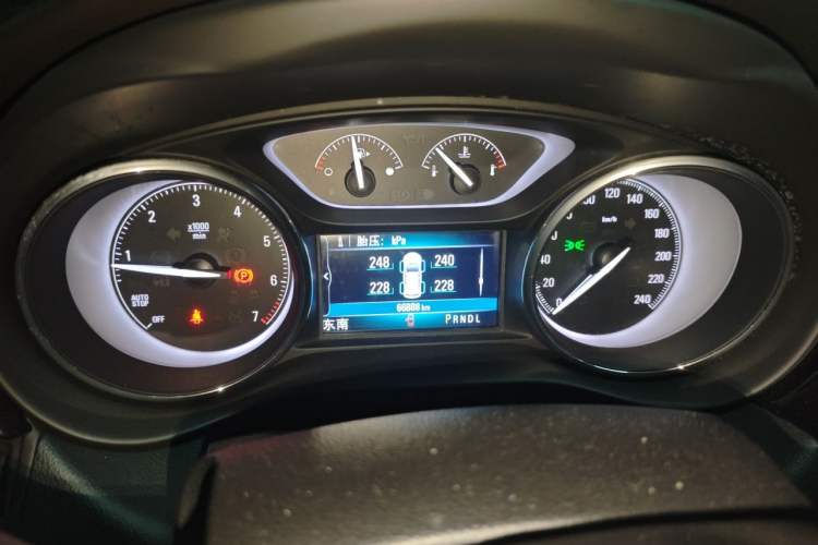 Used Buick Envision 2018 28T Four-Wheel Drive Elite Version Instrument Cluster