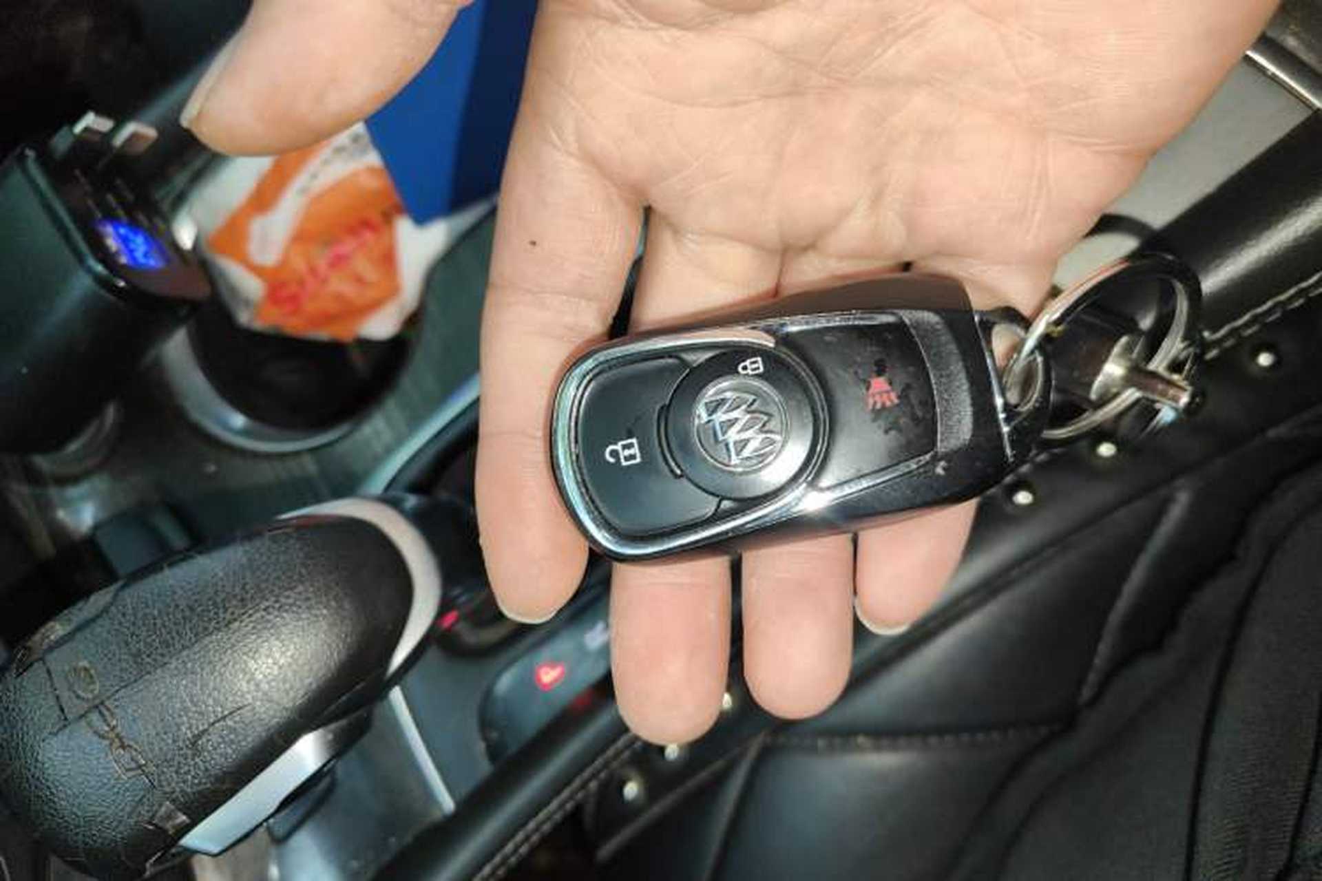 Used Buick Envision 2018 20T Two-Wheel-Drive Leading Model Interior 1