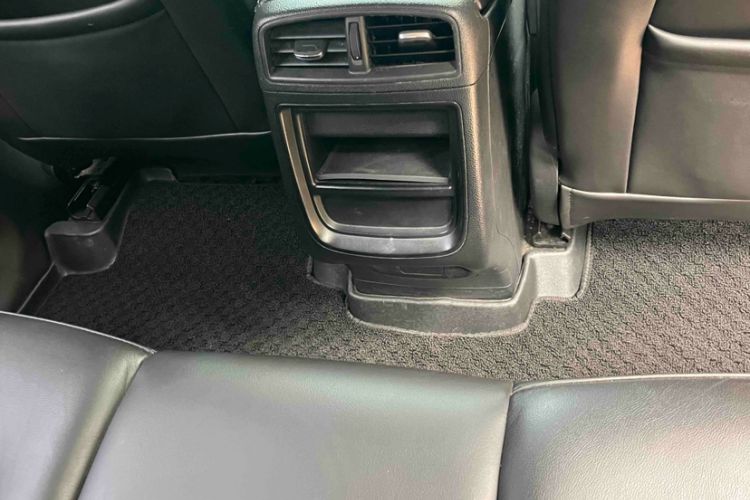 Used Buick Envision 2018 20T Two-Wheel-Drive Elite Model Interior 11