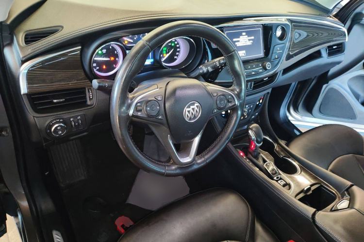 Used Buick Envision 2018 20T Two-Wheel-Drive Elite Model Interior 2