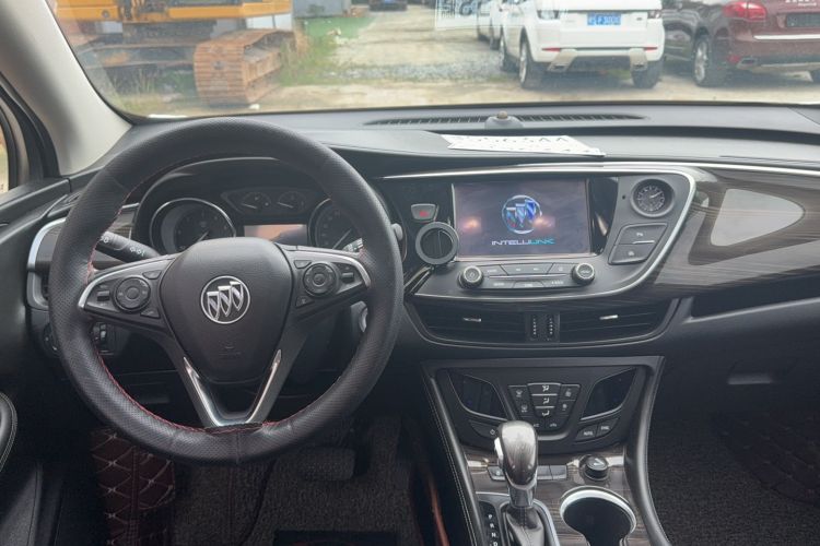 Used Buick Envision 2018 20T Two-Wheel-Drive Elite Model Interior 3
