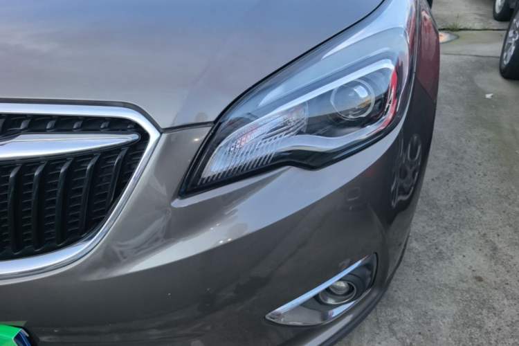Used Buick Envision 2018 20T Two-Wheel-Drive Elite Model Left Front Headlight