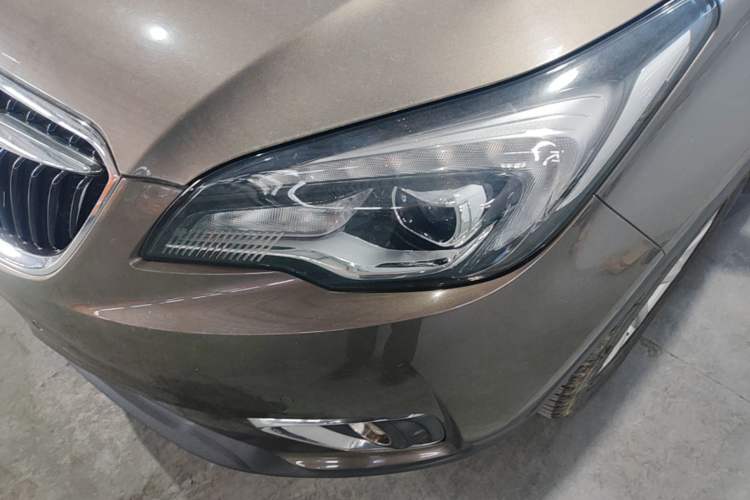 Used Buick Envision 2018 20T Two-Wheel Drive Luxury Model Left Front Headlight