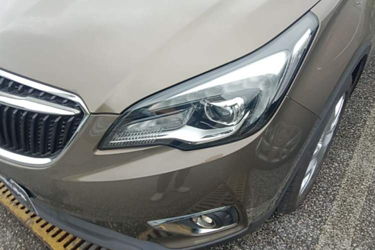 Used Buick Envision 2018 28T Four-Wheel Drive Elite Version Left Front Headlight
