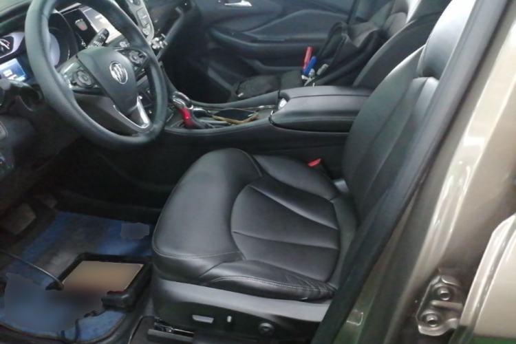 Used Buick Envision 2018 20T Two-Wheel-Drive Elite Model Left Front Seat