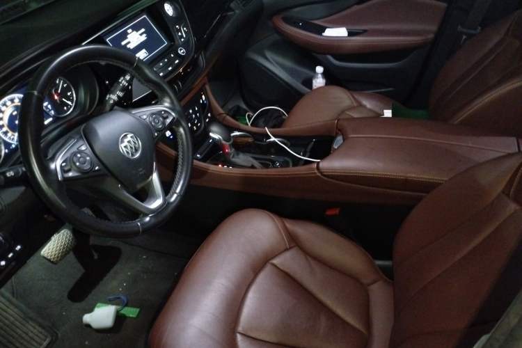 Used Buick Envision 2018 28T Four-Wheel Drive Luxury Model Left Front Seat