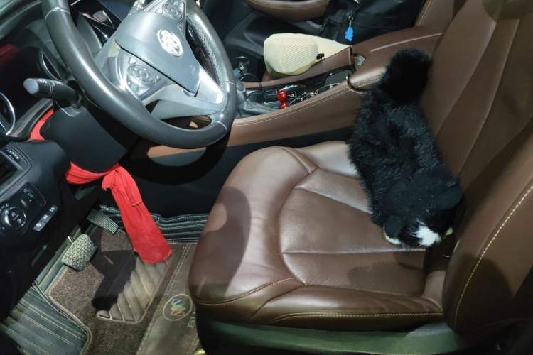Used Buick Envision 2018 28T Four-Wheel Drive Luxury Model Left Front Seat