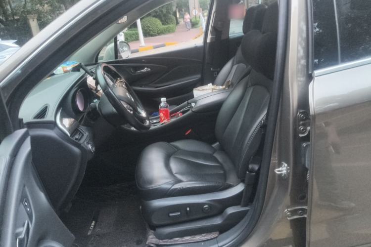 Used Buick Envision 2018 20T Two-Wheel-Drive Elite Model Left Front Seat