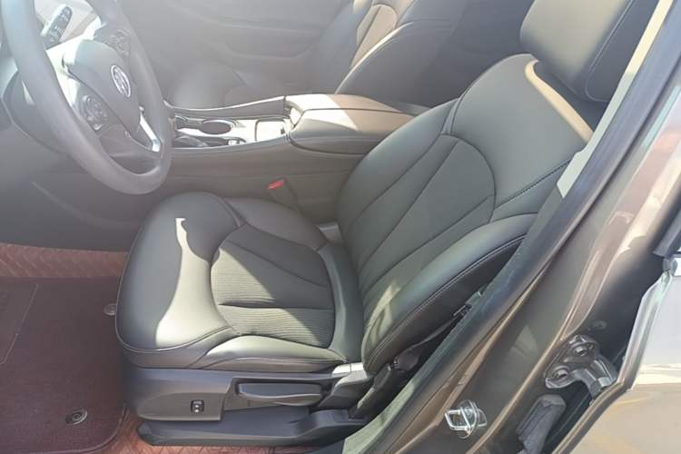 Used Buick Envision 2018 20T Two-Wheel-Drive Leading Model Left Front Seat