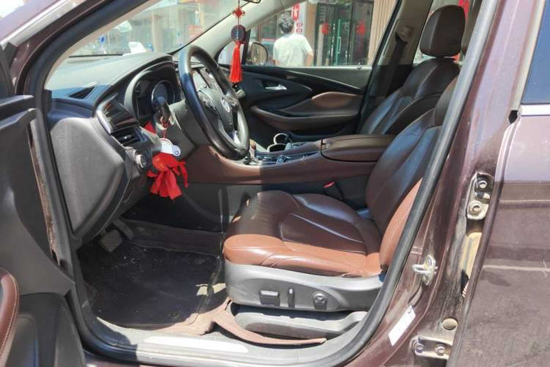 Used Buick Envision 2018 20T Two-Wheel Drive Luxury Model Left Front Seat