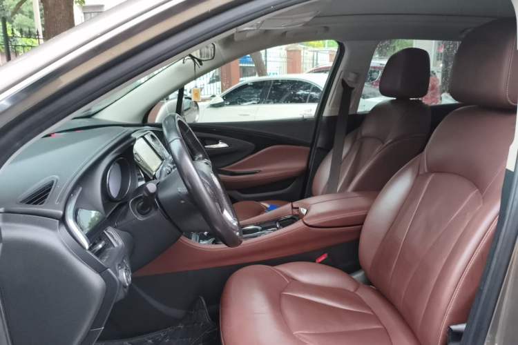 Used Buick Envision 2018 20T Two-Wheel Drive Luxury Model Left Front Seat