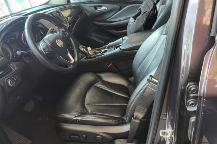 Used Buick Envision 2018 20T Two-Wheel-Drive Elite Model Left Front Seat