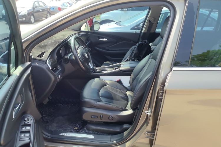 Used Buick Envision 2018 20T Two-Wheel-Drive Elite Model Left Front Seat