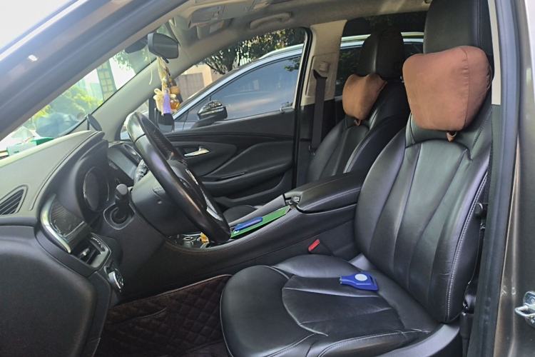 Used Buick Envision 2018 20T Two-Wheel-Drive Elite Model Left Front Seat