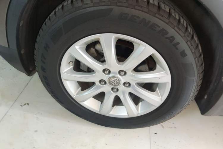 Used Buick Envision 2018 20T Two-Wheel Drive Luxury Model Left Front Wheel Hub