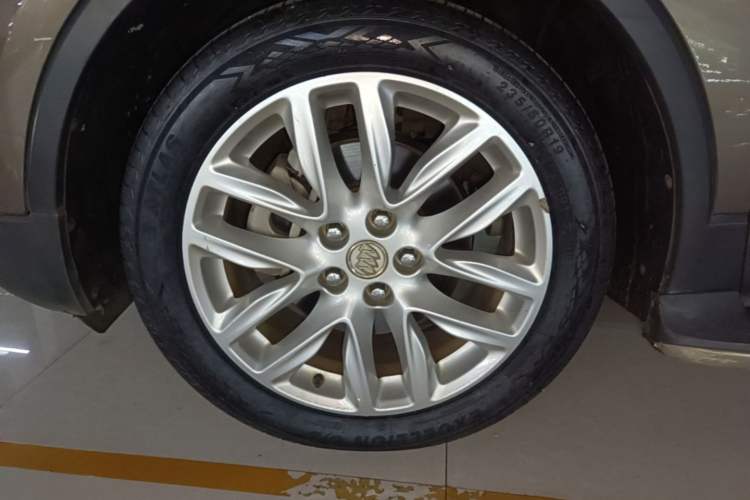 Used Buick Envision 2018 28T Four-Wheel Drive Elite Version Left Front Wheel Hub