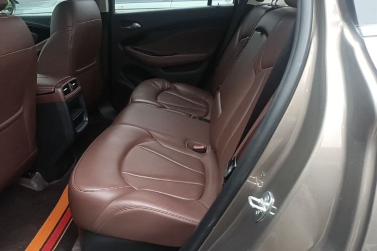 Used Buick Envision 2018 20T Two-Wheel Drive Luxury Model Left Rear Seat