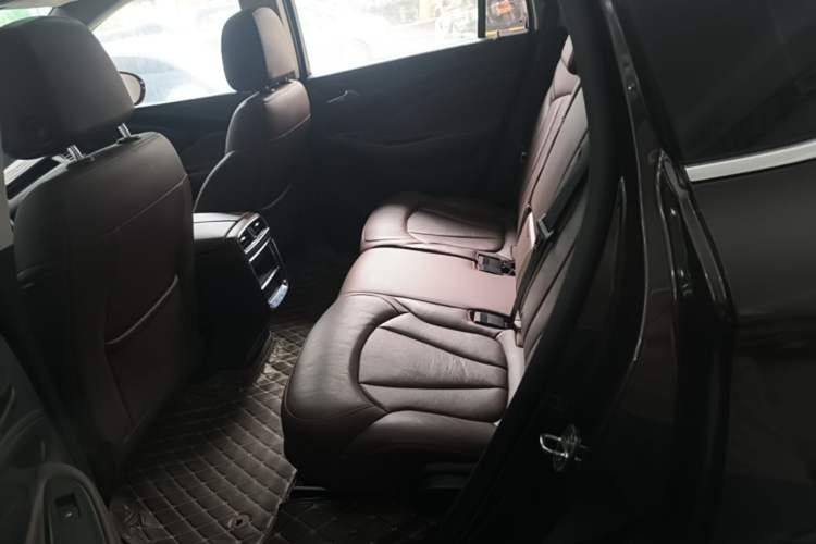 Used Buick Envision 2018 28T Four-Wheel Drive Elite Version Left Rear Seat