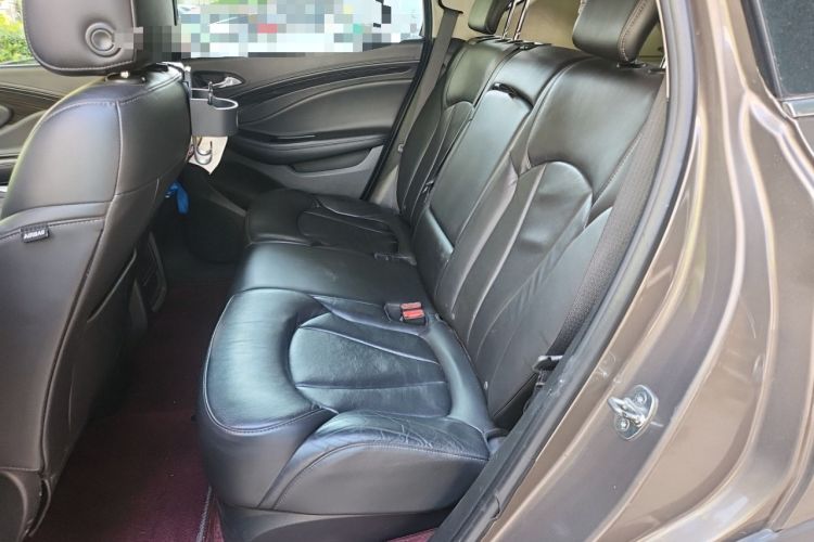 Used Buick Envision 2018 20T Two-Wheel-Drive Elite Model Left Rear Seat