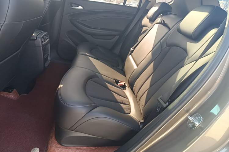 Used Buick Envision 2018 20T Two-Wheel-Drive Leading Model Left Rear Seat