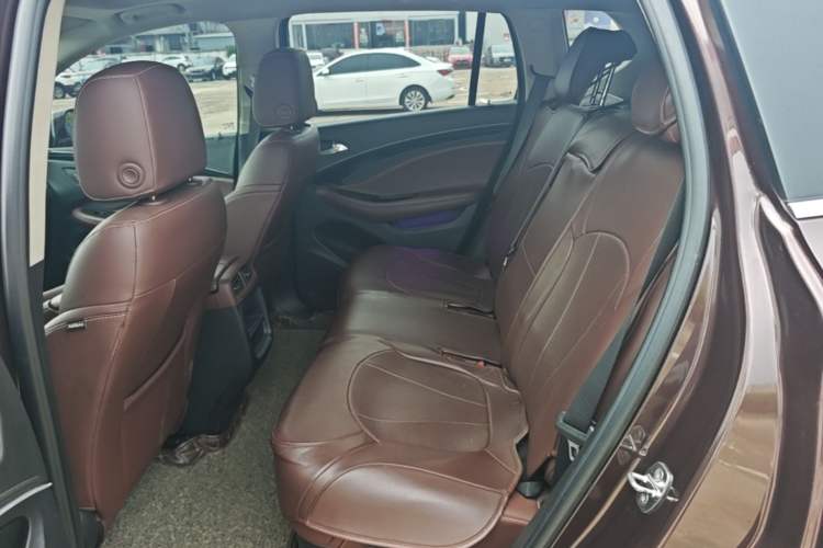 Used Buick Envision 2018 20T Two-Wheel Drive Luxury Model Left Rear Seat