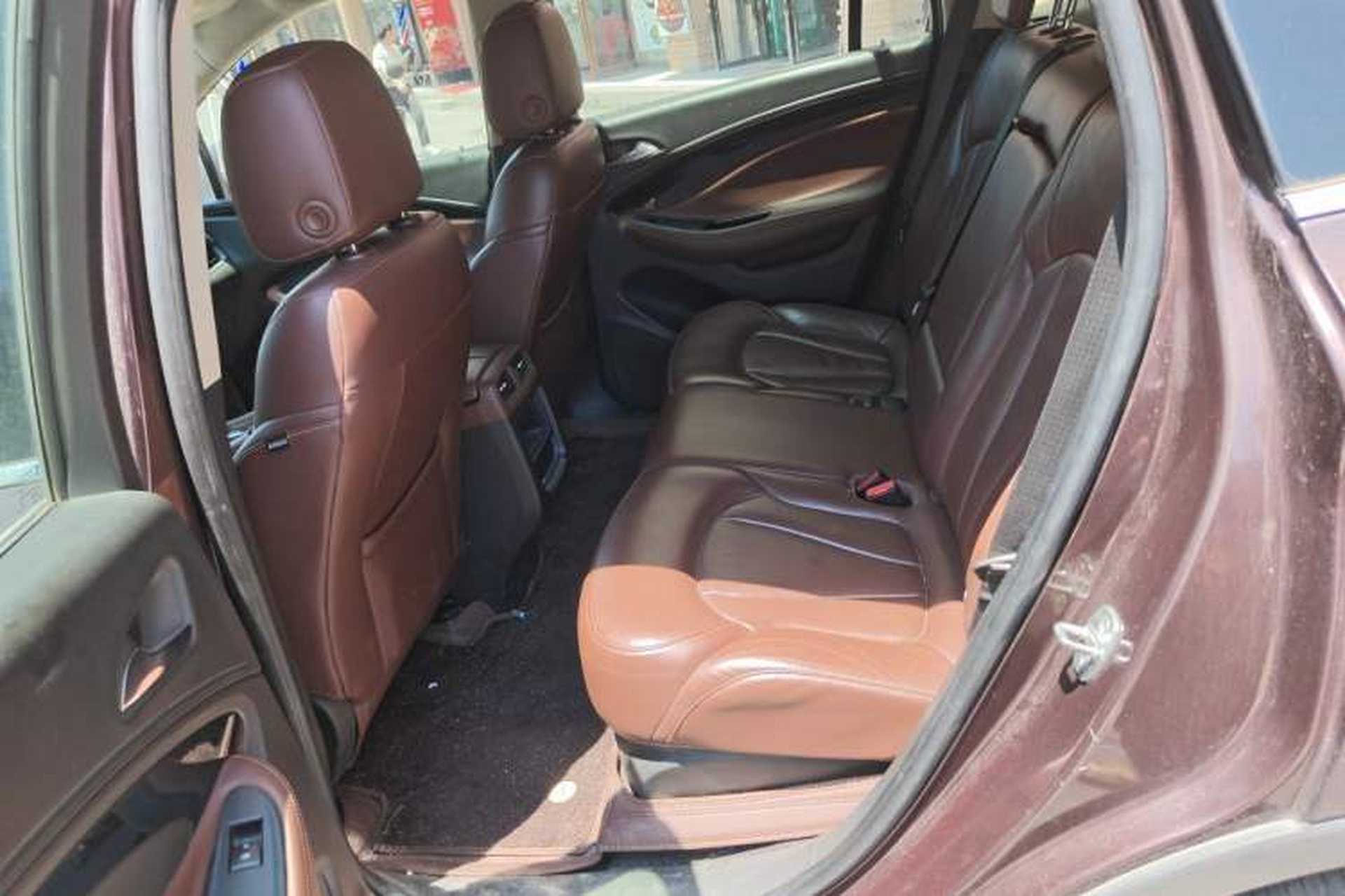 Used Buick Envision 2018 20T Two-Wheel Drive Luxury Model Left Rear Seat