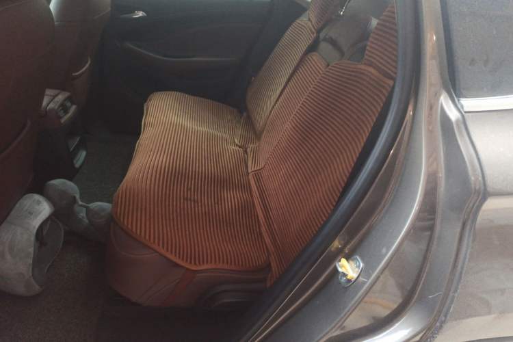 Used Buick Envision 2018 28T Four-Wheel Drive Elite Version Left Rear Seat